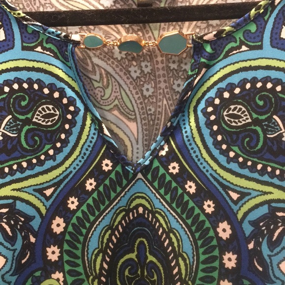 Blouse - Picture 2 of 3